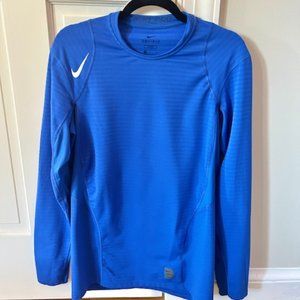 Men's Nike Crew Neck Base Layer Training Top - Size M